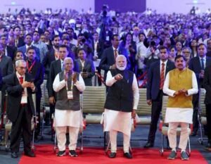 ग्लोबल इन्वेस्टर्स समिट 2025 – पीएम मोदी ने निवेशकों को दिया ट्रिपल टी का मंत्र