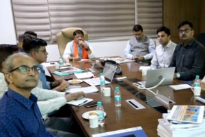 नगरीय विकास एवं आवास मंत्री विजयवर्गीय ने 5 शहरों का कम्प्रिहेंसिव मोबिलिटी प्लान देखा