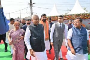 मुख्यमंत्री नीतीश कुमार ने पटना में समीक्षा बैठक में कहा-महिलाओं को सरकारी नौकरियों में दिया 35 प्रतिशत आरक्षण