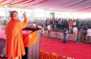 मुख्यमंत्री योगी आदित्यनाथ ने कहा- सरकार विकास को इतना बढ़ाएगी कि रोजगार की कमी नहीं रहेगी