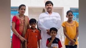 बच्चों को मौत की नींद सुलाकर थाने में खर्राटे मारकर सोया योगेश