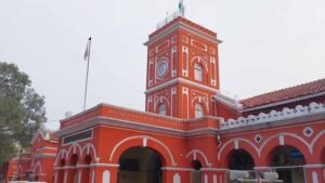 टैक्स वसूली के लक्ष्य को पूरा करने के लिए नगर निगम के अधिकारी-कर्मचारी जुटे
