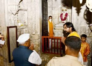 राज्यपाल ने तीर्थंकर भगवान आदिनाथ के मंदिर में पूजा अर्चना कर सबके मंगल की कामना की
