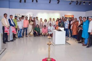 पच्चीस साल बाद कलाकारों का संगम: अकादमी ऑफ फाइन आर्ट्स में समन्वय प्रदर्शनी