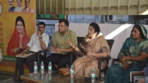 सड़क के अतिक्रमण को तुरंत हटाए : राज्य मंत्री श्रीमती गौर
