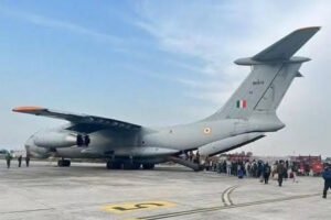 भारत का चीन-पाक को बड़ा झटका, कारगिल में C-17 विमान की लैंडिंग के क्या हैं मायने