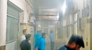 ग्वालियर शहर के कंपू स्थित कमलाराजा अस्पताल में देर रात बड़ा हादसा, एसी में शार्ट सर्किट के बाद लगी आग