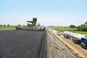मध्य प्रदेश में 5 साल में बनेंगी 1 लाख KM सड़कें, शहरों से गांवों तक मिलेगी नई रफ्तार; बजट में क्या-क्या ऐलान