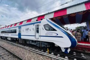 लखनऊ से भोपाल जल्द ही नई वंदे भारत ट्रेन चलेगी, यात्रा 6 से 7 घंटे में होगी पूरी