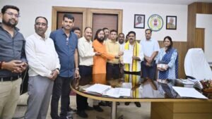 डिप्टी सीएम शर्मा से चर्चा के बाद पंचायत सचिवों की राज्य स्तरीय हड़ताल स्थगित