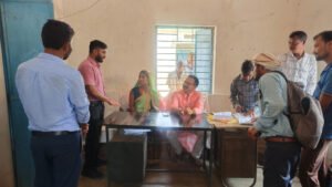 रायपुर : सुशासन तिहार 2025 : कलेक्टर ने मैनपाट विकासखंड का किया दौरा