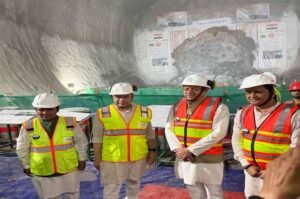 भारत की सबसे लंबी परिवहन सुरंग ऋषिकेश-कर्णप्रयाग परियोजना की सुरंग संख्या 8 का उद्घाटन