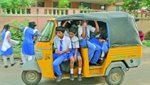 आज से बिहार के स्कूलों में ऑटो पर बैन, विरोध में सड़कों पर उतरे ड्राइवर, पैरेंट्स भी नाराज