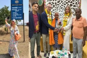 छिंदवाड़ा पहुंची राजकुमारी क्लेट की खोई अंगूठी को आदिवासियों ने खोजकर  ईमानदारी की अनोखी मिसाल की पेश