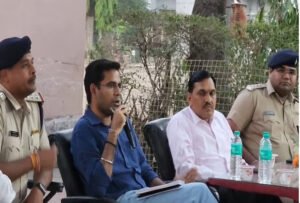 सेंधवा एसडीएम की चेतावनी: माहौल बिगाड़ने वालों को एनएसए में भेजेंगे जेल, नहीं देखेंगे चांद-सूरज