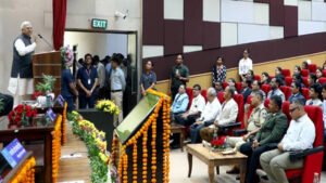 निष्ठा, धैर्य के साथ न्याय संगत दलील देना लोक अभियोजक का दायित्व: राज्यपाल पटेल