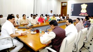 सभी नगर निगमों में बनेंगी विकास समिति, शहर के विकास के लिए सब मिलकर करें काम : मुख्यमंत्री डॉ. यादव
