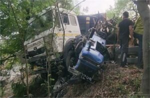 यमुनानगर के रेलवे पुल पर दर्दनाक सड़क हादसा हो गया, इस हादसे में 4 साल के मासूम की जान चली गई