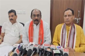 बीजेपी राष्ट्रीय अध्यक्ष ने वक्फ बोर्ड कानून के विरोध में पश्चिम बंगाल में हो रही हिंसा के लिए ममता बनर्जी को जिम्मेदार ठहराया