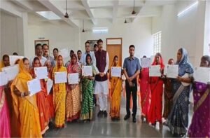 मंत्री संजय सरावगी की अध्यक्षता में मुंगेर संग्रहालय सभागार में राजस्व कार्यों की समीक्षा बैठक