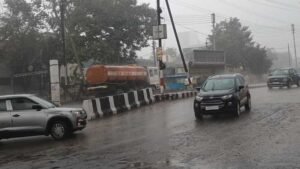 मध्यप्रदेश में लगातार 20वें दिन भी आंधी-बारिश का दौर जारी रहेगा, भोपाल-इंदौर समेत 40 जिलों में आज अलर्ट