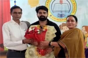 अभिनव दलाल ने ऑल इंडिया CSIR NET JRF एग्जाम में देश भर में पांचवा स्थान हासिल किया