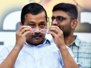 आप पार्टी को दिल्ली में बड़ा झटका, 13 निगम पार्षदों ने दिया इस्तीफा, नई पार्टी बनाने का ऐलान