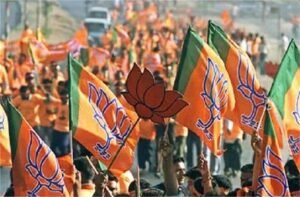 कर्नाटक बीजेपी अध्यक्ष बी वाई विजयेंद्र ने बताया- दो विधायकों को पार्टी से 6 साल के लिए किया गया बाहर