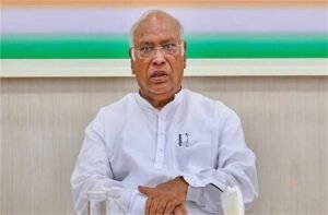 मल्लिकार्जुन खड़गे ने ऑपरेशन सिंदूर पर बयान देते हुए कहा-  पार्टी सरकार के इस कदम का समर्थन करती है