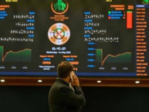 ऑपरेशन सिंदूर के बाद पाकिस्तान के स्टॉक एक्सचेंज में मचा हाहाकार, बंद करनी पड़ी ट्रेडिंग, निवेशक सहमे