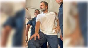 राहुल गांधी के बिहार दौरे को लेकर हाई वोल्टेज ड्रामा देखने को मिला, काफिला को रोकने पर भड़की कांग्रेस