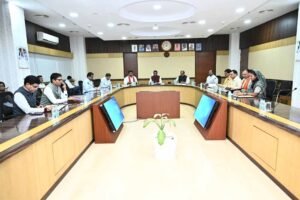 मुख्यमंत्री साय की अध्यक्षता में आज यहां मंत्रालय महानदी भवन में आयोजित कैबिनेट की बैठक में अनेक महत्वपूर्ण निर्णय लिए गए
