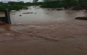 फुलफॉर्म में आया मॉनसून, मध्य प्रदेश के कई जिलों में मूसलाधार बारिश, मुरैना-टीकमगढ़ में बाढ़ जैसे हालात, आज भी रेड अलर्ट.