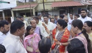 लापरवाह अधिकारीयों पर होगी सख्त कार्यवाही: राज्यमंत्री श्रीमती गौर