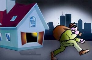 दिल्ली पुलिस के मालखाने में हुई चोरी, 50 लाख कैश और करोड़ों का सोने पर किया  हाथ साफ