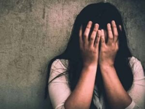 कासगंज में नाबालिग से दुष्कर्म, पुलिस ने मुठभेड़ के दौरान गोली लगने के बाद आरोपी को गिरफ्तार किया