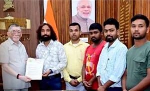 राज्यपाल से मिला JLKM प्रतिनिधिमंडल, विभिन्न मांगों को लेकर सौंपा ज्ञापन