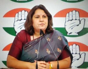 कांग्रेस प्रवक्ता सुप्रिया श्रीनेत ने बिहार की कानून व्यवस्था और नगर विकास मंत्री जीवेश मिश्रा पर बोला तीखा हमला