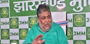 झामुमो  का बीजेपी पर तीखा हमला: कहा- अब ‘भारतीय जनता पार्टी’ नहीं, ‘बेटी जलाओ पार्टी’ बन चुकी है