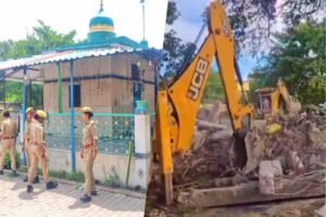 सिद्धार्थनगर : 105 साल पुरानी फागू शाह की मजार पर चला बुलडोजर, हर हफ्ते लगता था मेला