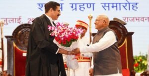 राज्यपाल पटेल ने न्यायमूर्ति सचदेवा को मुख्य न्यायाधिपति की शपथ दिलाई