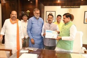 मुख्यमंत्री डॉ. यादव ने ‘सदानीरा जल संसाधन बहती रहे जल की धारा’ पुस्तिका का किया विमोचन