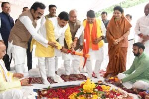 MP के MLAs की बंपर लॉटरी, 159 करोड़ की लागत से बन रहे 102 नए फ्लैट, सीएम संग इन नेताओं ने किया भूमि पूजन