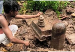 विदिशा में मस्जिद के पास खुदाई के दौरान मिला 16वीं सदी का शिवलिंग