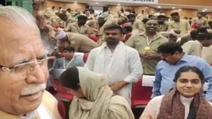 केंद्रीय मंत्री मनोहर लाल खट्टर पहुंचे कल्पना चावला मेडिकल कॉलेज, कार्यक्रम में की शिरकत