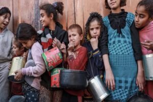 गाजा में भुखमरी के बीच इजरायल का फैसला, तीन क्षेत्रों में रोकेगा सैन्य कार्रवाई