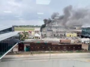 पटना एयरपोर्ट के पुराने टर्मिनल में लगी आग, चिंगारी से हुआ हादसा