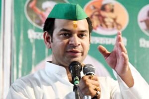 राबड़ी जी आम भेजती हैं, पापा से बात नहीं होती – तेज प्रताप ने खोले पारिवारिक रिश्तों के राज