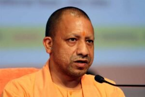 सोशल मीडिया पर फेक अकाउंट से जातीय तनाव फैलाने वालों पर सख्त होगी कार्रवाई: CM योगी