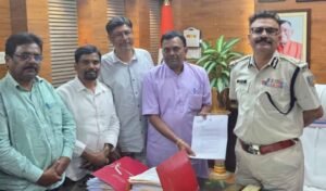 सुदेश महतो की हत्या की साजिश? आजसू प्रतिनिधिमंडल ने मुख्य सचिव और DGP को सौंपा ज्ञापन